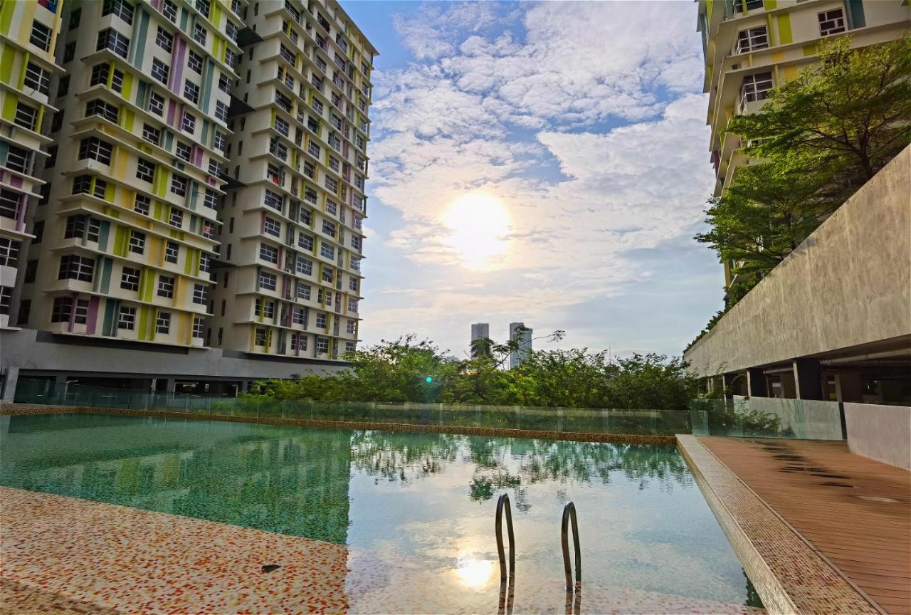 2 Bedroom Apartment - Mycribkl Neocyber Cyberjaya Eksteriør billede